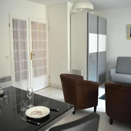 Allegro Apartment *